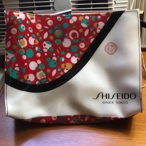 💄👛Shiseido cosmetic bag